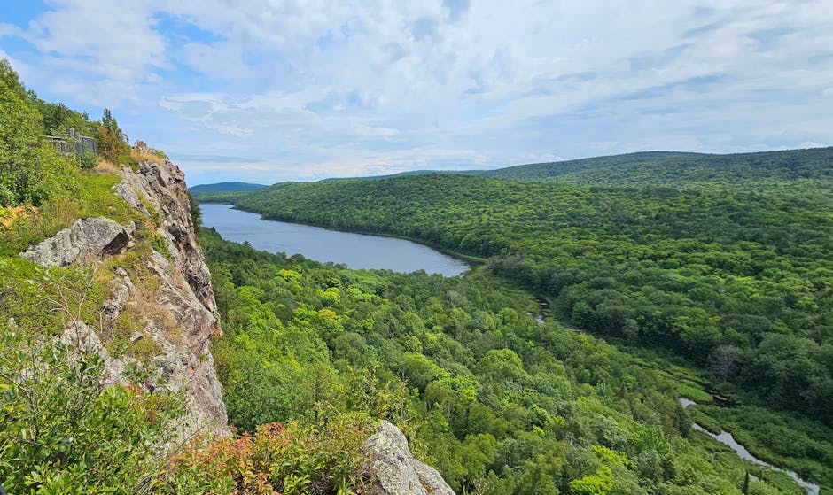 Featured image for “3 Day Upper Peninsula Itinerary: A Practical Road Trip Plan”